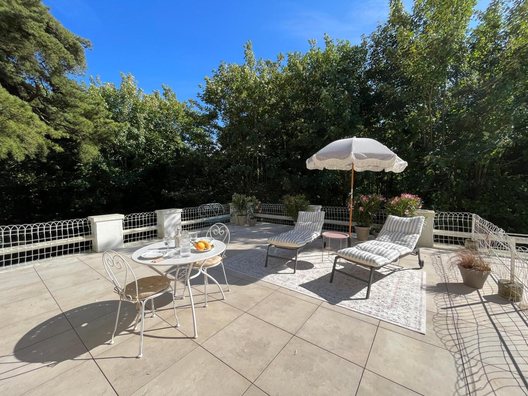 Suite Avec Grande Terrasse Et Parc - Gite Classe 4 Etoiles Étretat Kültér fotó